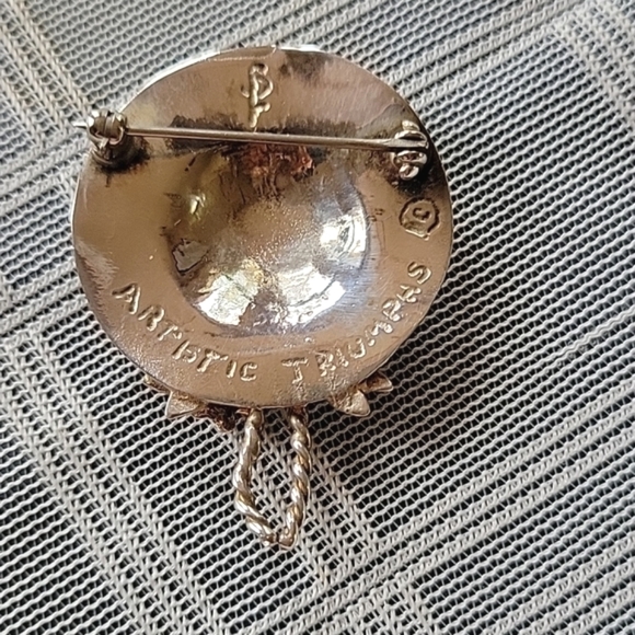 Susan Foster Artistic Triumphs Hat Brooch - Picture 3 of 5